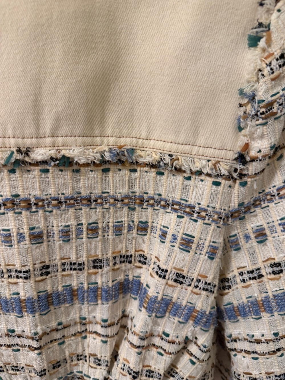Veronica Beard Cream Tweed Jacket with Blue & Tan Accents - Picture 9 of 11